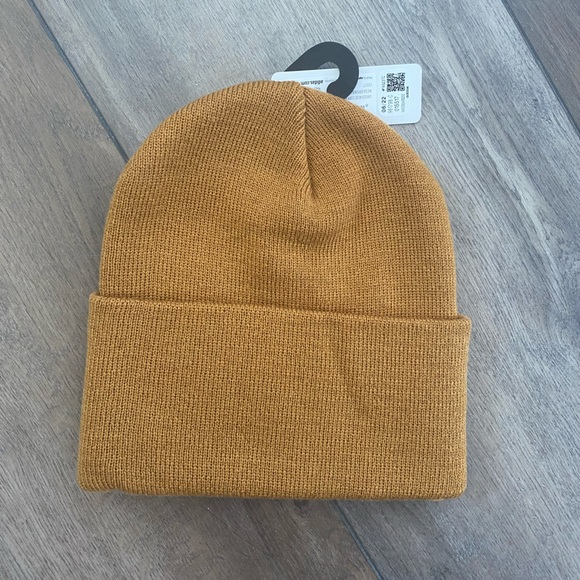 New Adidas Beanie - Picture 2 of 2
